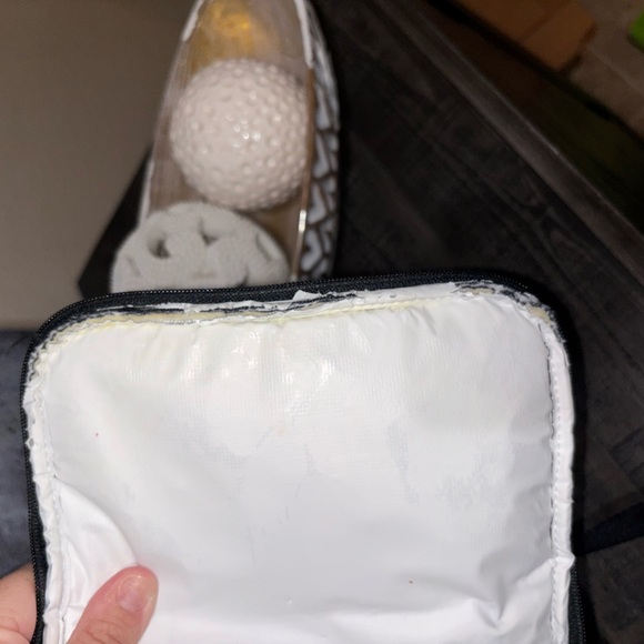 Vera Bradley STELLAR PAISLEY Stay Cooler insulated crossbody bag - Picture 9 of 10